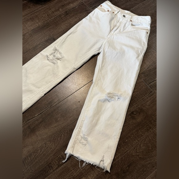 Denimist White Distressed Cropped Jeans - Picture 7 of 11
